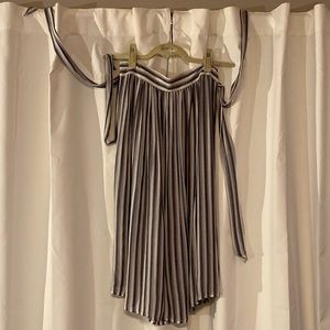 Striped strapless dress